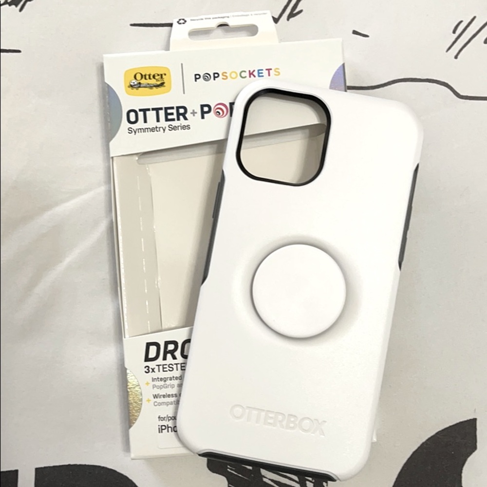 Otter+Pop Symmetry White/Gray iPhone 12 Pro Max